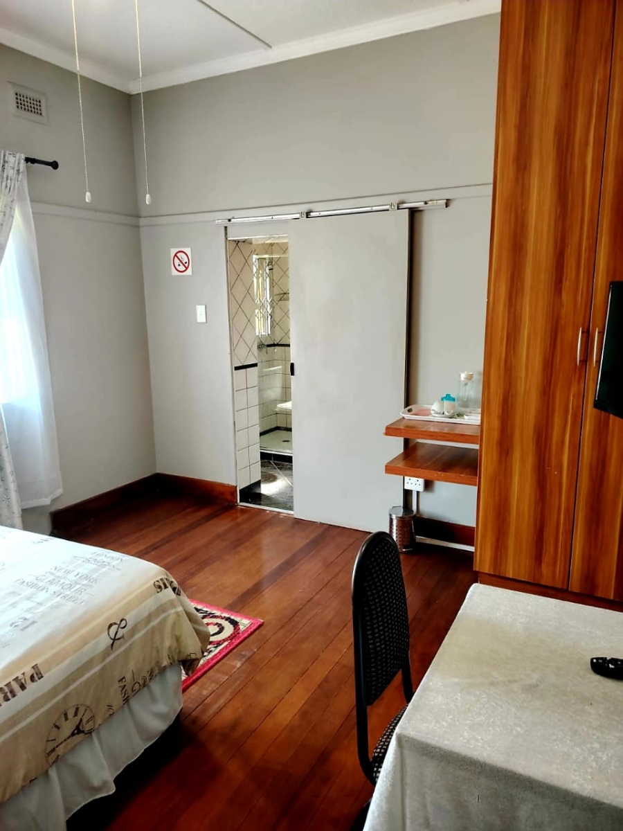 10 Bedroom Property for Sale in Cambridge Eastern Cape